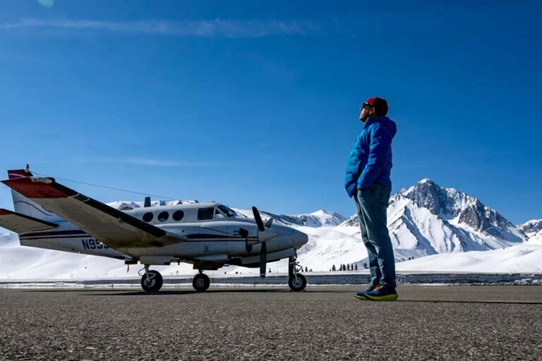 Scientists take flight to map California’s vast snowpack and measure flooding threats